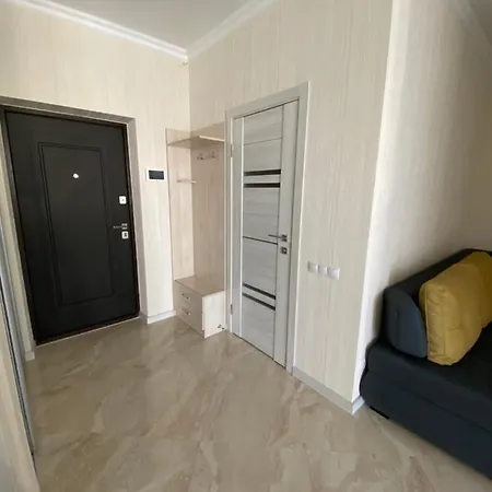 Apartment Britain Lviv Exterior photo