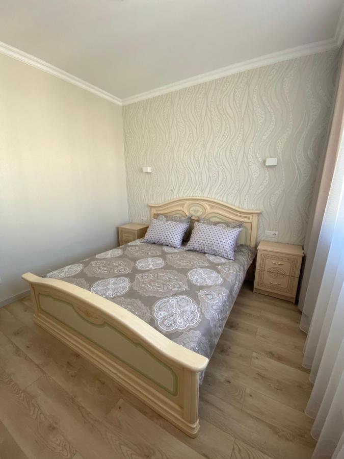 Britain Apartment *
